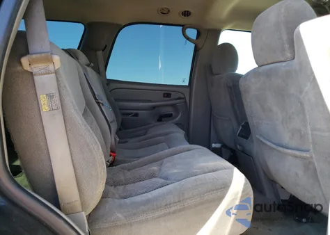 2004 Chevrolet Tahoe C1500 из США, поврежденный, VIN 1GNEC13T54R206903